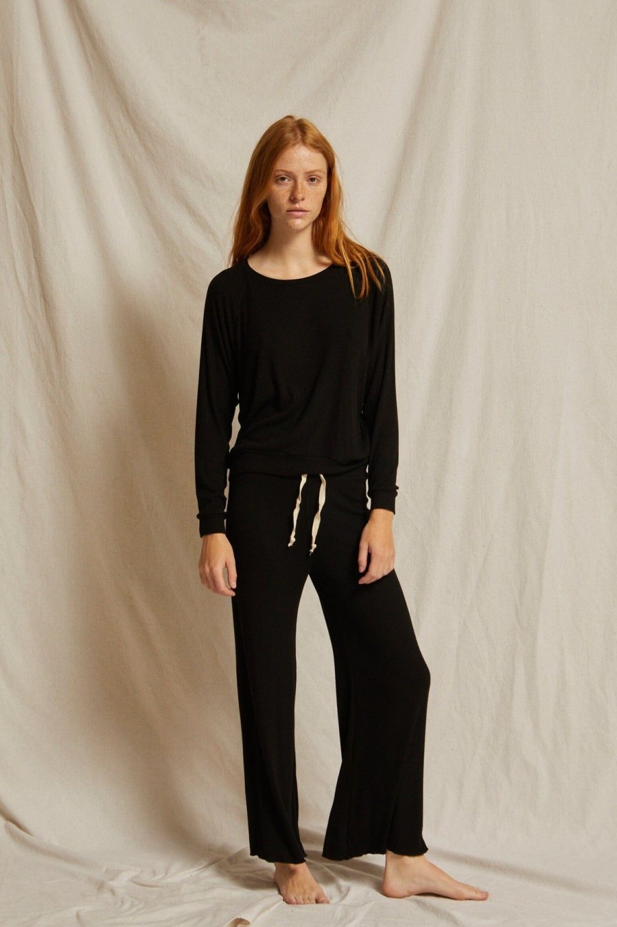 Women Perfect White Tee | Harper New Harrison Pant True Black