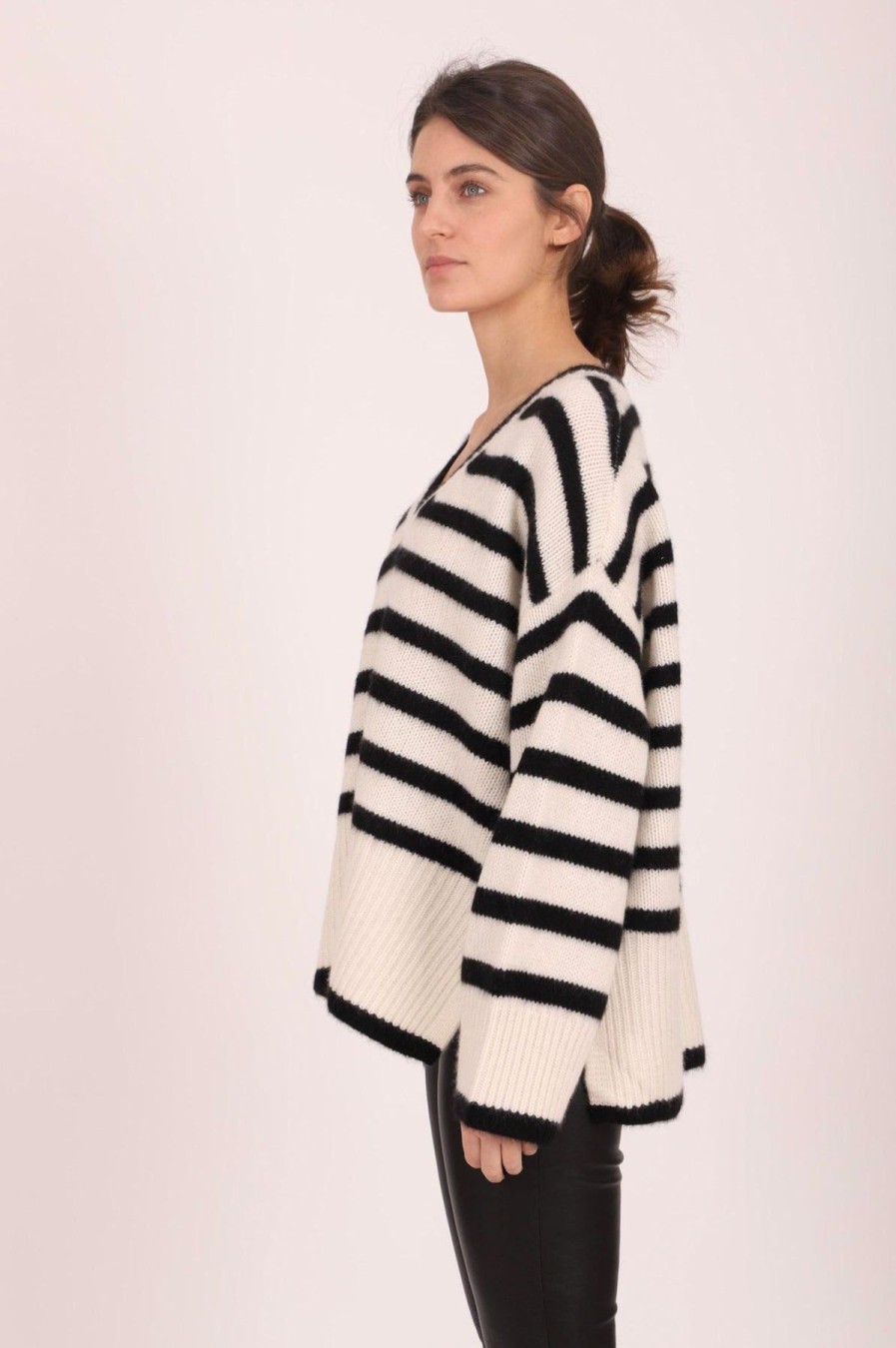 Women Estheme Cashmere Sweaters | V Neck Dolman Sweater Black/White Stripe