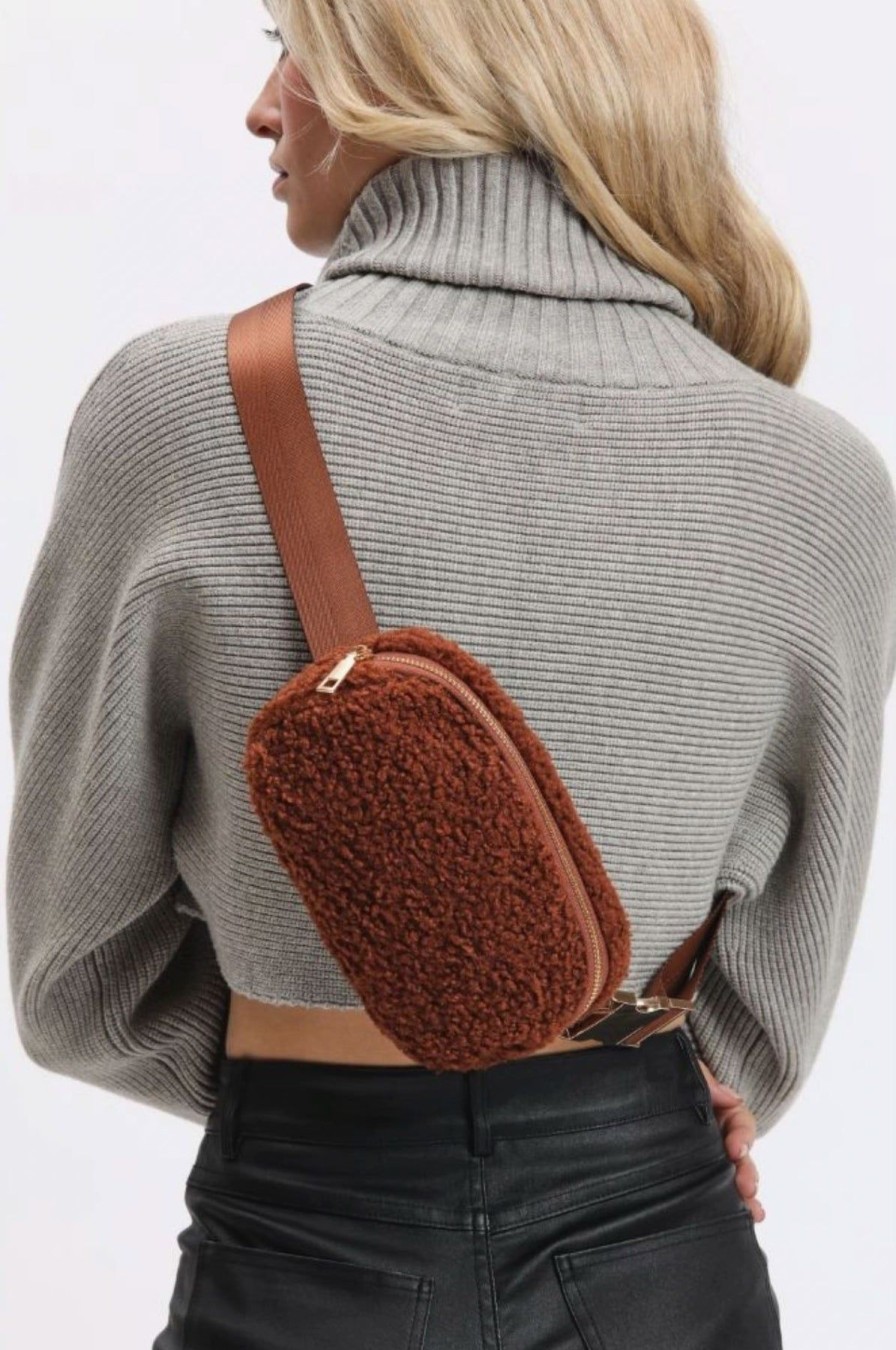 Women Uniquities Handbags | Santi Sherpa Belt Bag