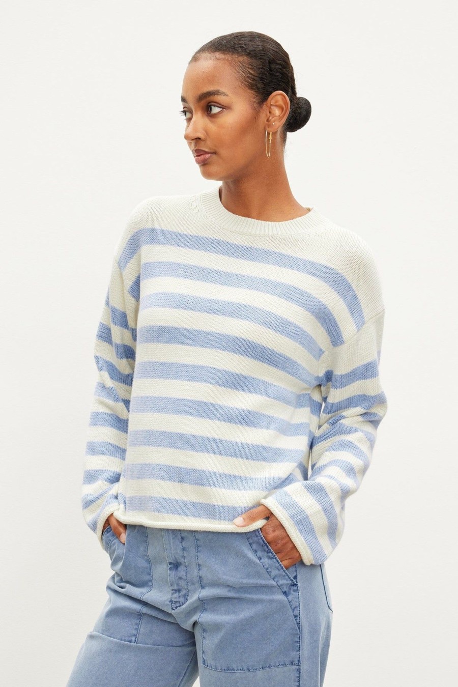 Women Velvet Sweaters | Lex Sweater Milk/Blue